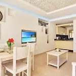Dom wakacyjny Luxury House Granada Park Arona (Tenerife)